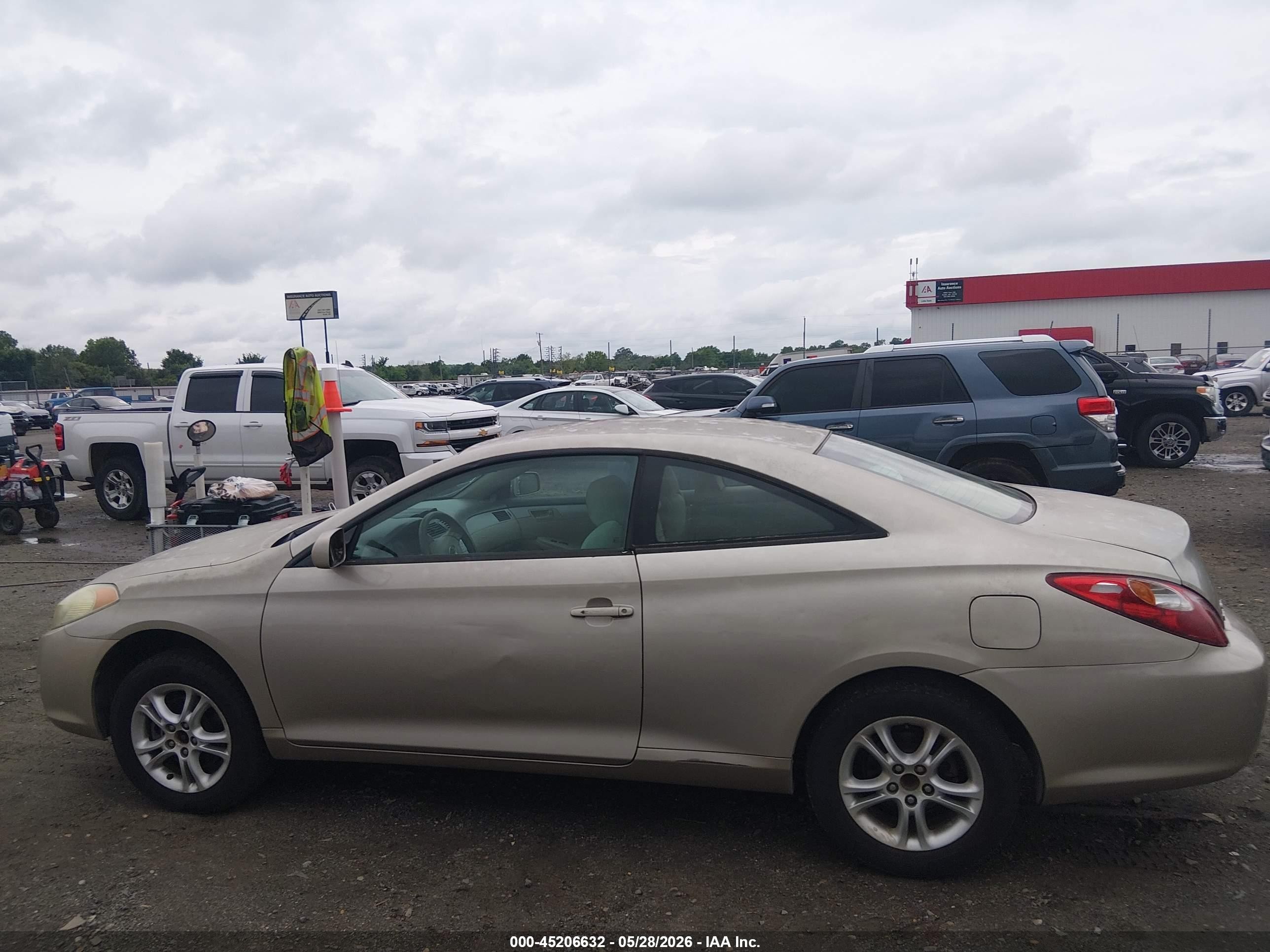 2004 Toyota Camry Solara Se Gold vin: 4T1CE38P04U887210