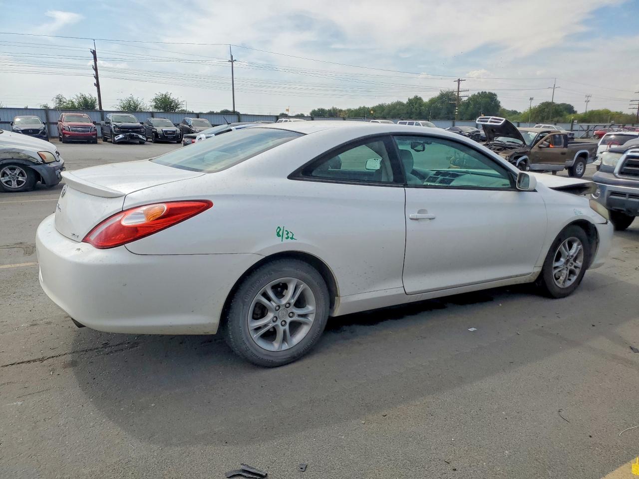 2004 Toyota Camry Solara Sle Белый vin: 4T1CE38P44U831013