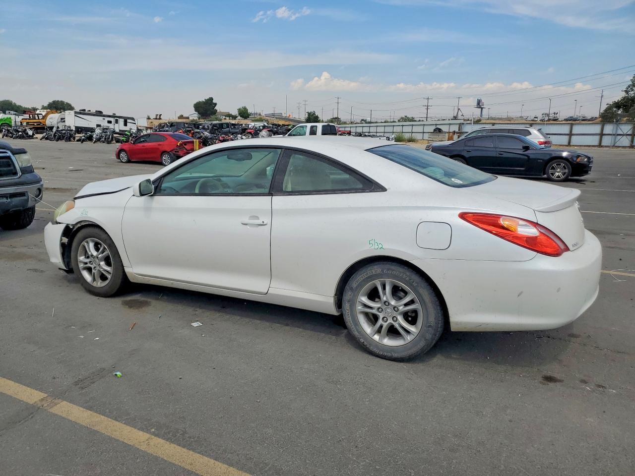 2004 Toyota Camry Solara Sle Белый vin: 4T1CE38P44U831013