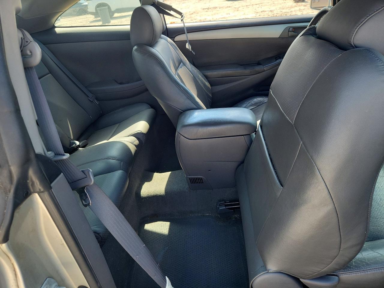 2004 Toyota Camry Solara Se Silver vin: 4T1CE38P64U779738