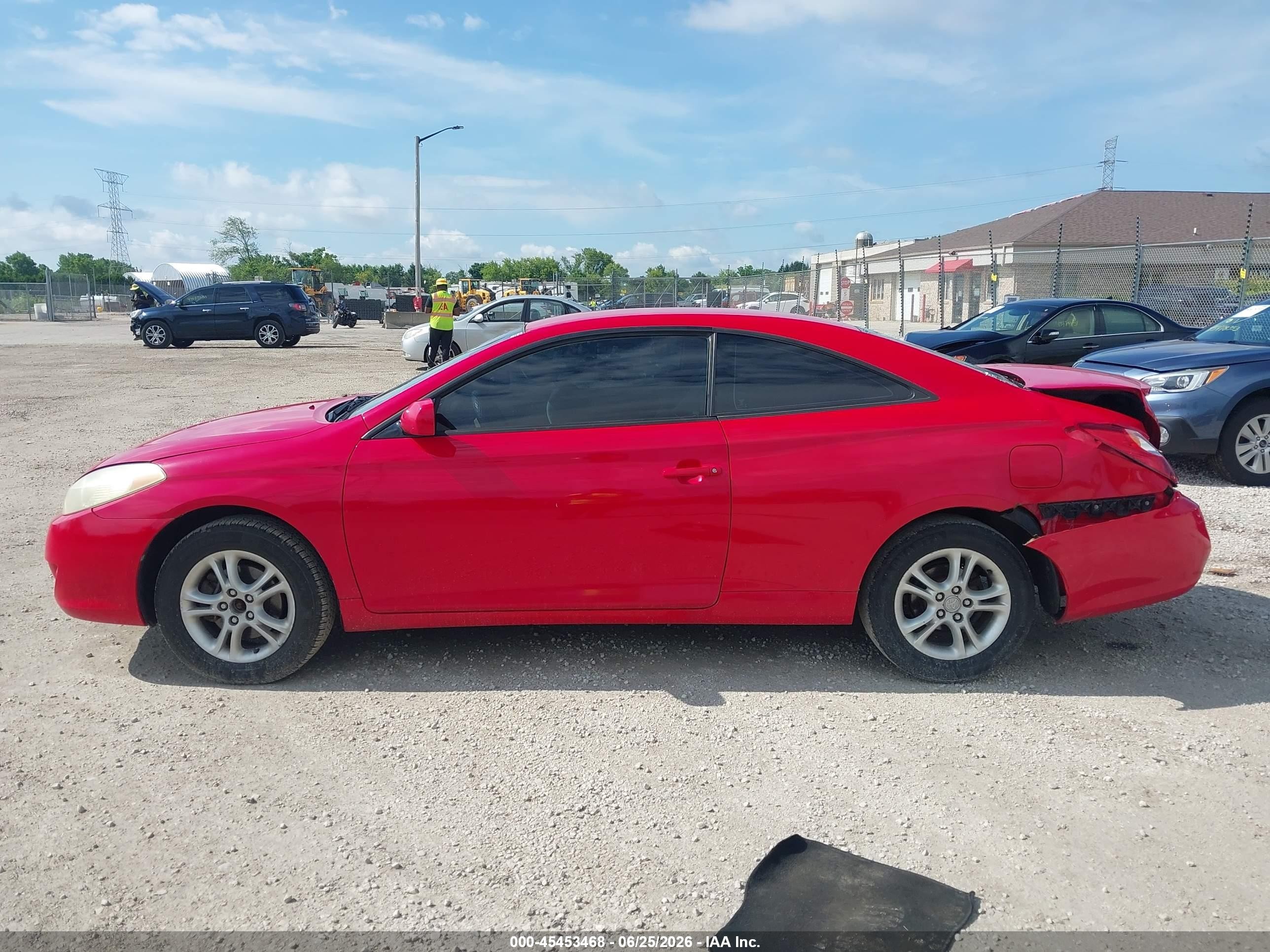 2004 Toyota Camry Solara Se Red vin: 4T1CE38P94U813946