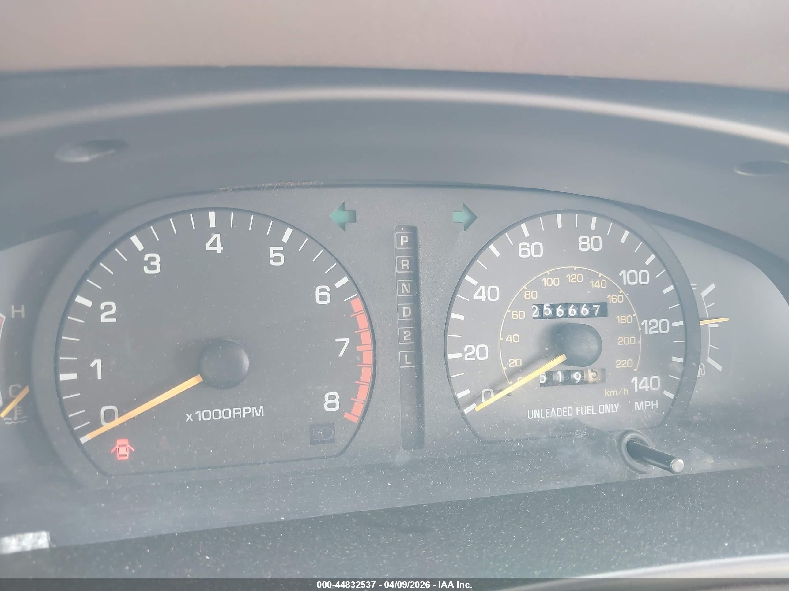 1996 Toyota Camry Dx/le Золотой vin: 4T1CG12K1TU658576