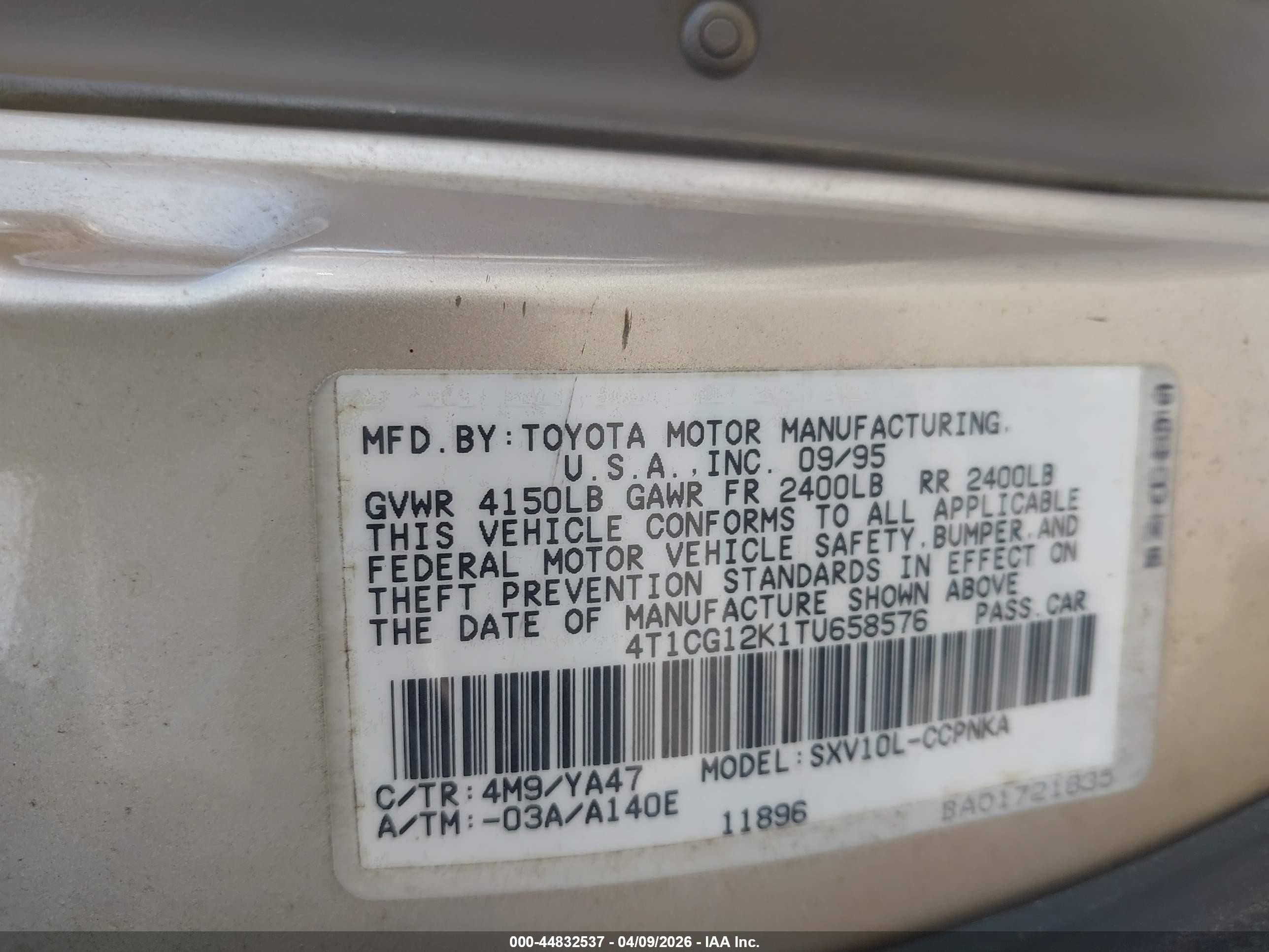 1996 Toyota Camry Dx/le Золотой vin: 4T1CG12K1TU658576