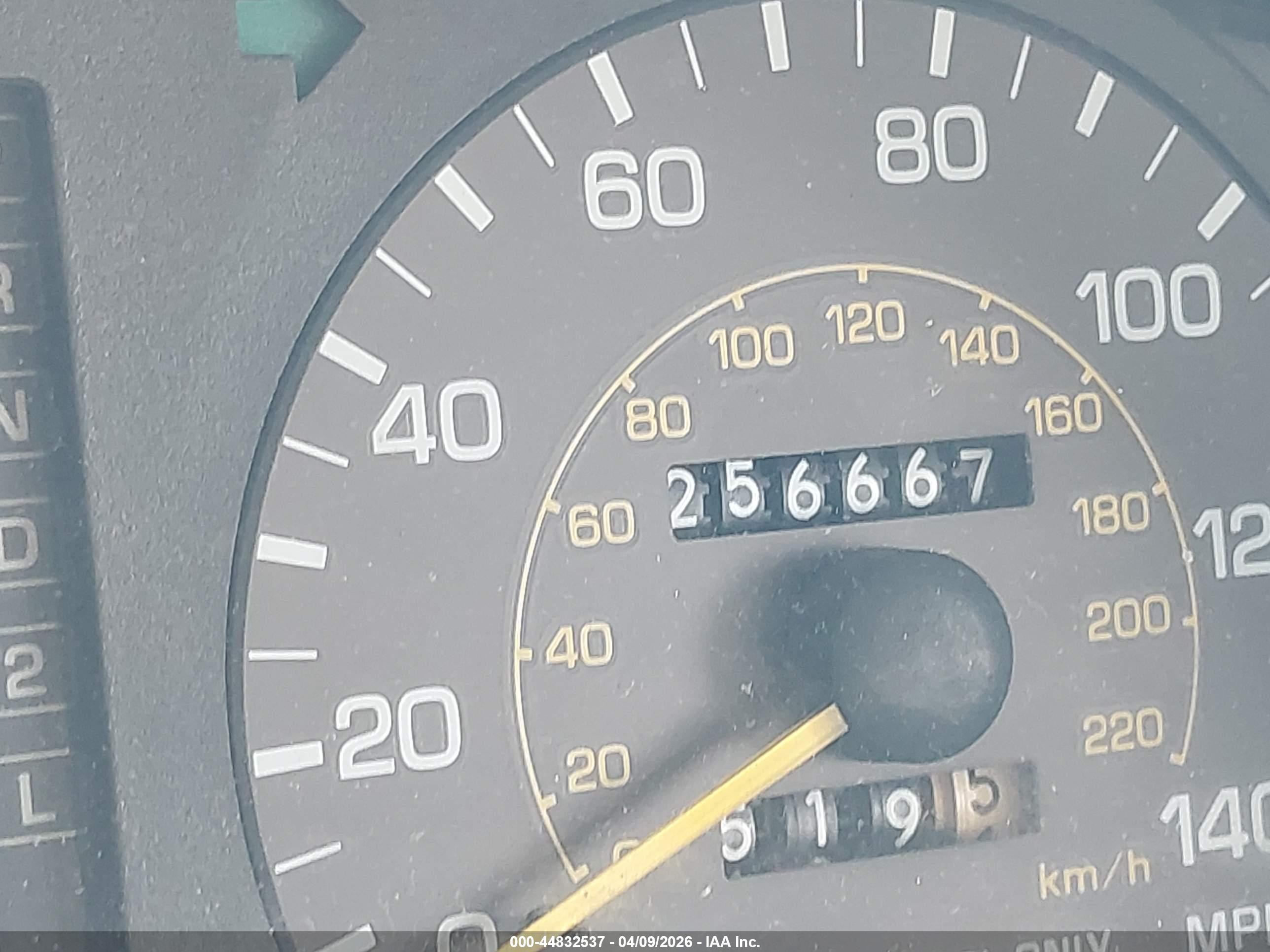 1996 Toyota Camry Dx/le Золотой vin: 4T1CG12K1TU658576