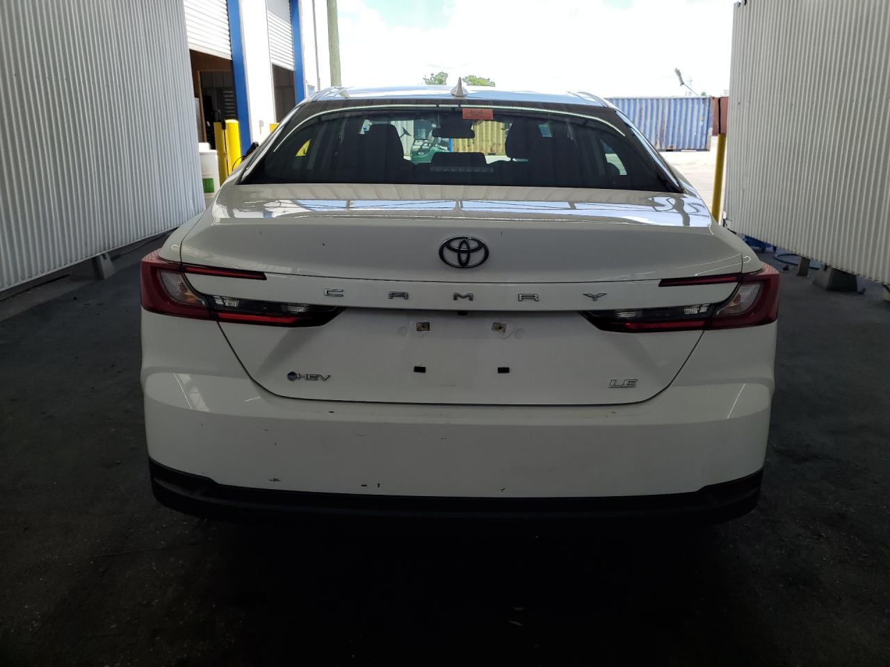 2025 Toyota Camry Le White vin: 4T1DAACK0SU026624 Damage: Deck Lid, Heavy Scratch, 2 To 3 Inches