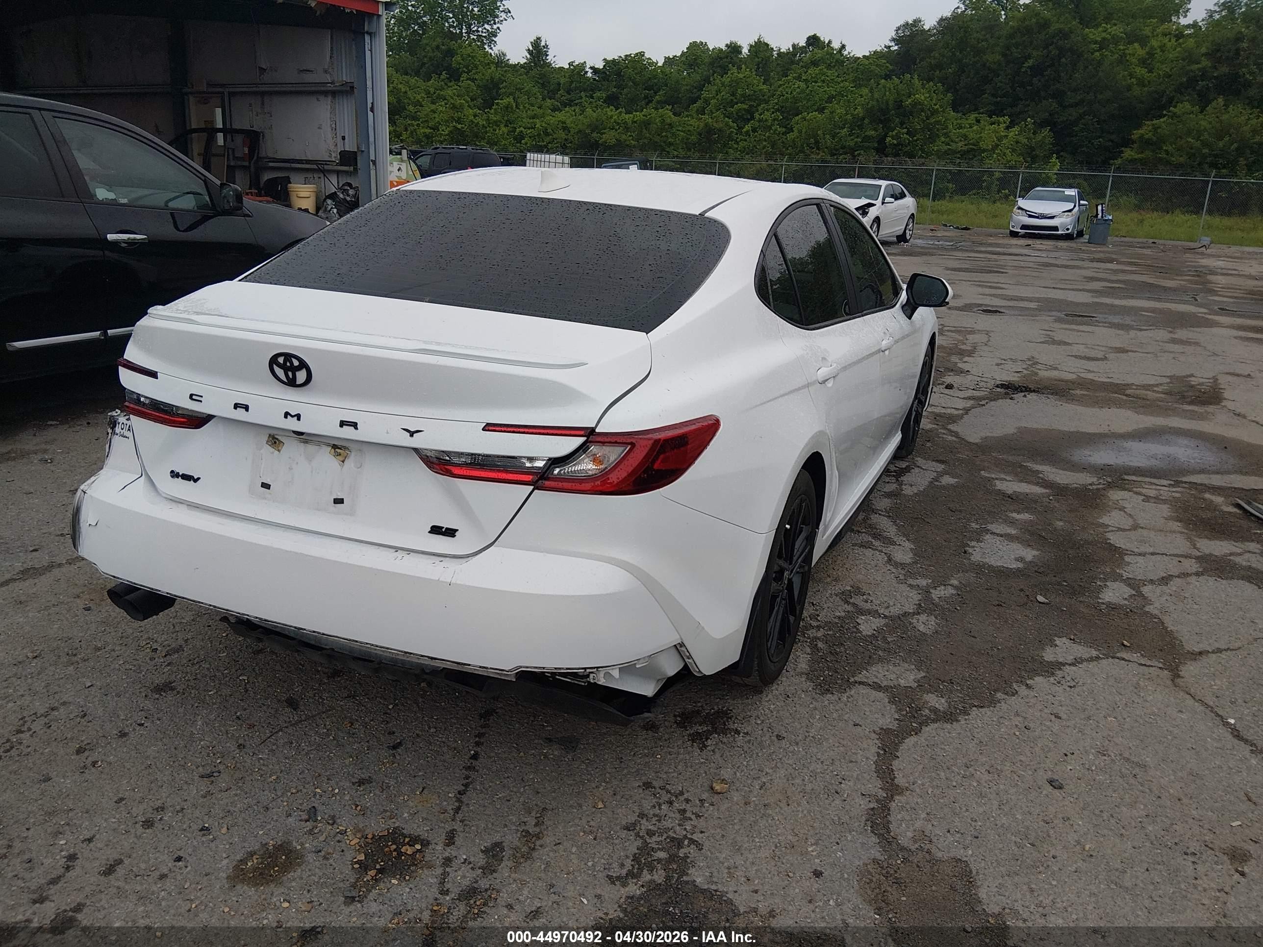 2025 Toyota Camry Se Белый vin: 4T1DAACK0SU545222