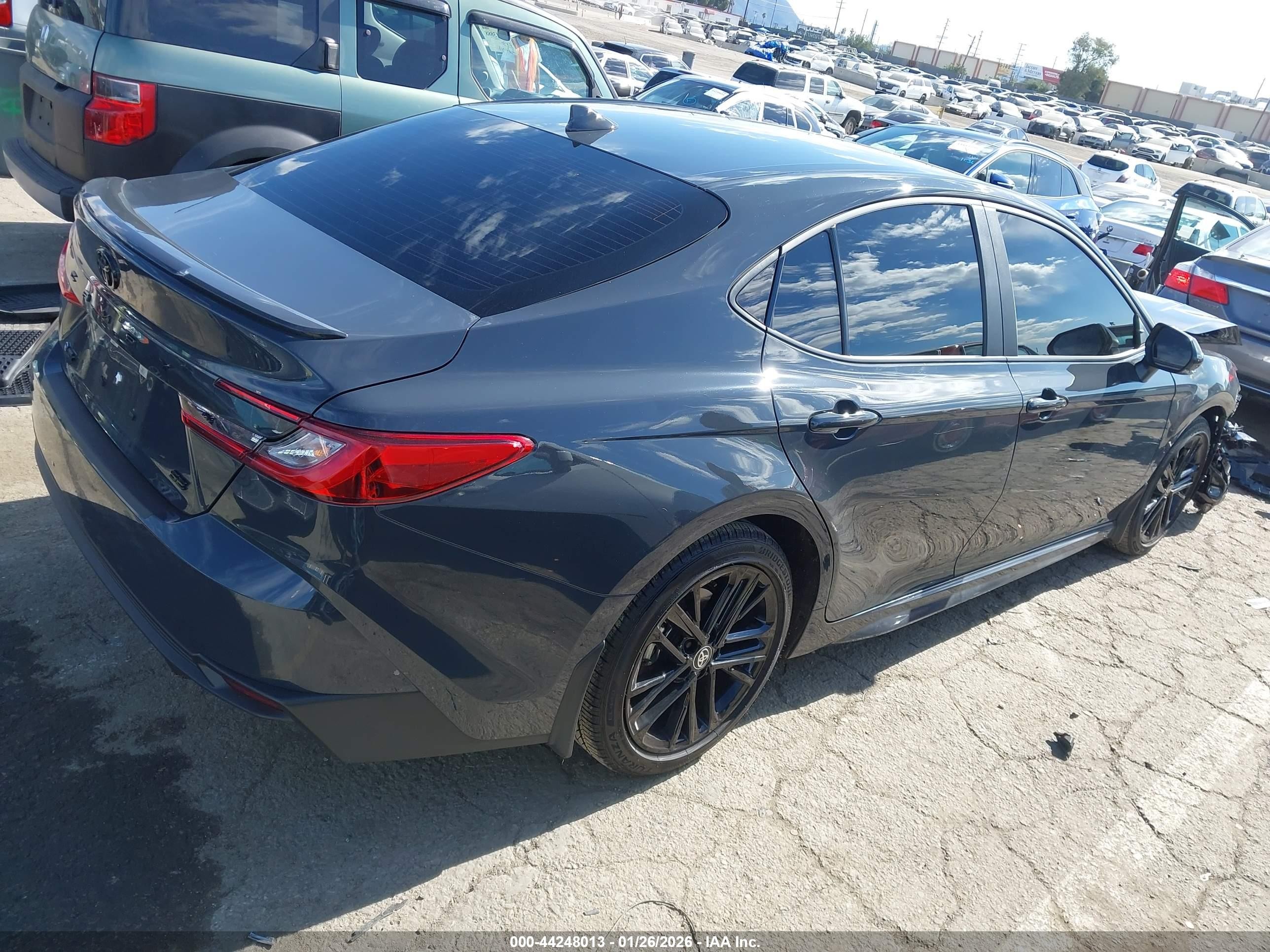 2025 Toyota Camry Se Black vin: 4T1DAACK0SU614670