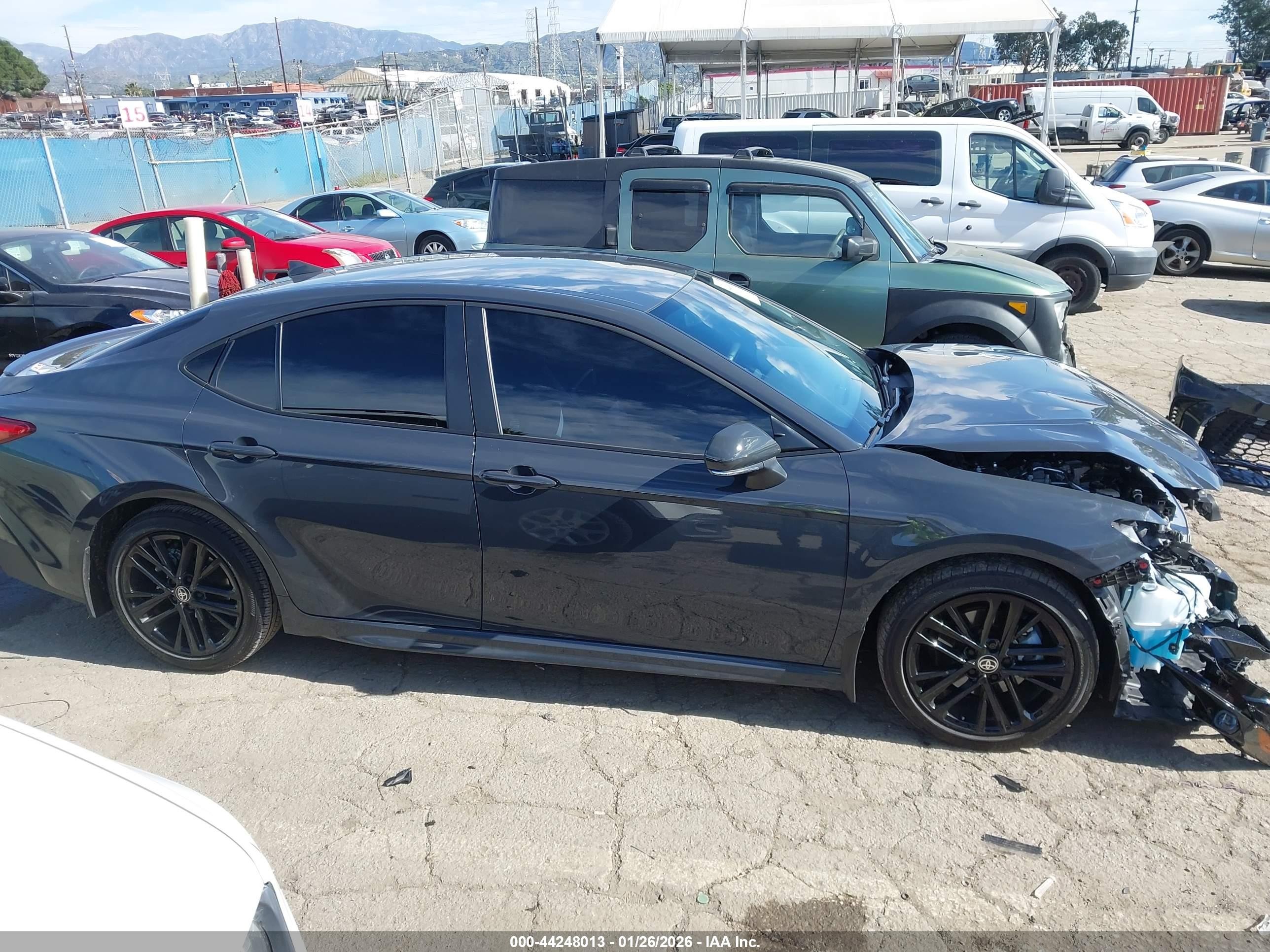 2025 Toyota Camry Se Black vin: 4T1DAACK0SU614670