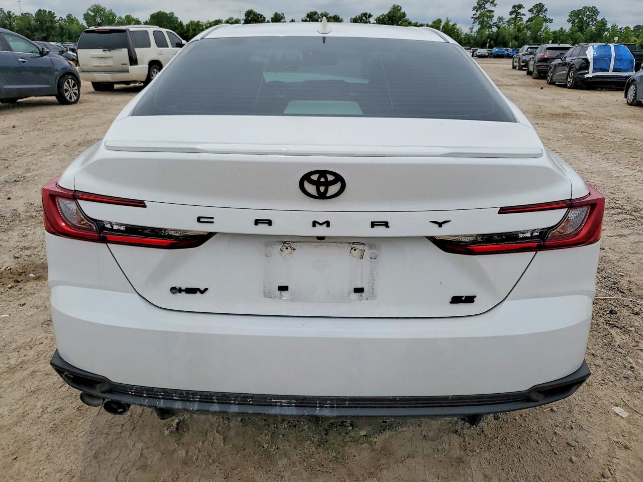 2026 Toyota Camry Se White vin: 4T1DAACK0TU239736
