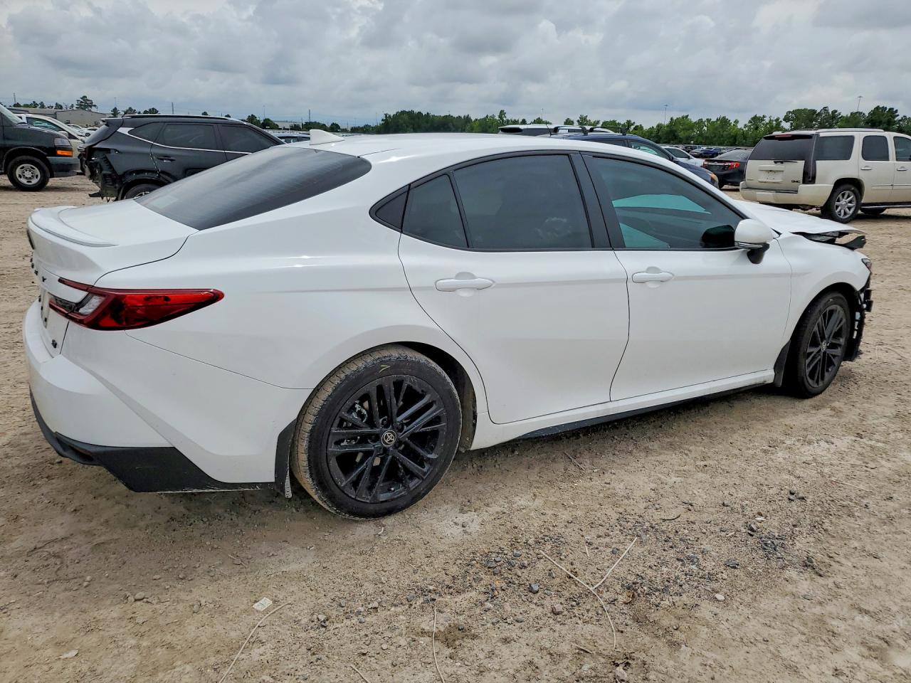 2026 Toyota Camry Se White vin: 4T1DAACK0TU239736