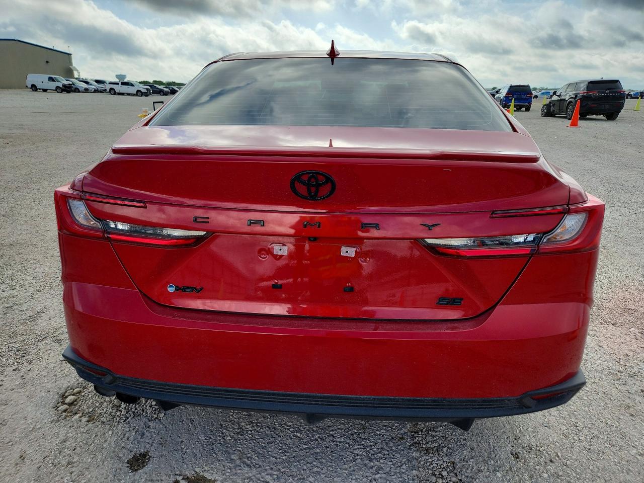 2026 Toyota Camry Se Red vin: 4T1DAACK0TU243267