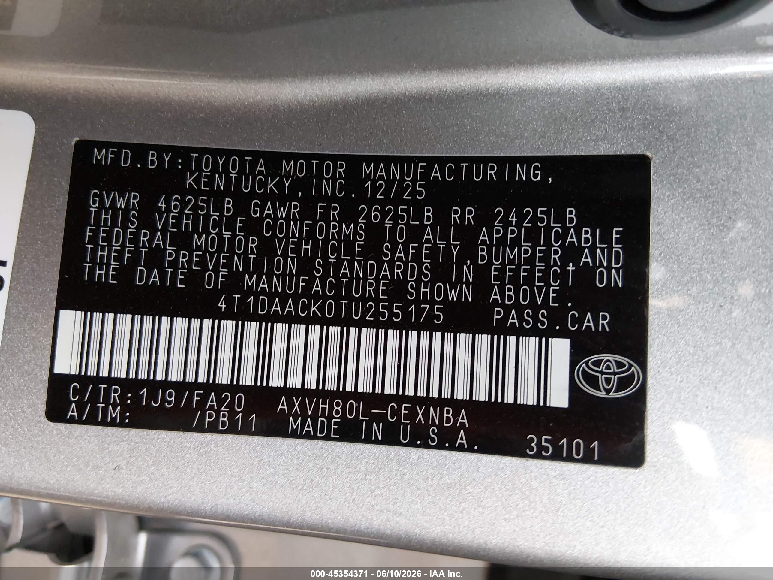 2026 Toyota Camry Le Silver vin: 4T1DAACK0TU255175
