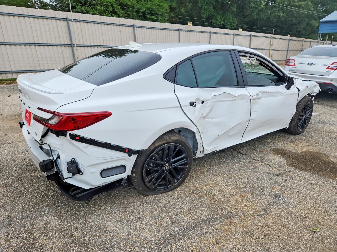 2026 Toyota Camry Se White vin: 4T1DAACK0TU683733