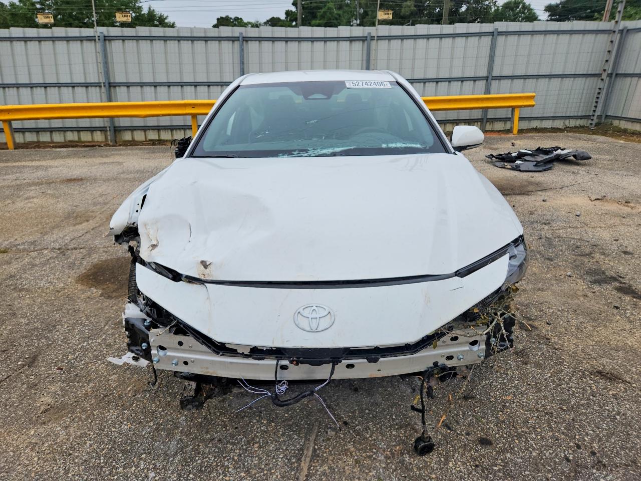 2026 Toyota Camry Se White vin: 4T1DAACK0TU683733