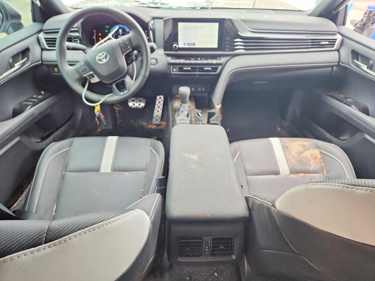 2026 Toyota Camry Se White vin: 4T1DAACK0TU683733