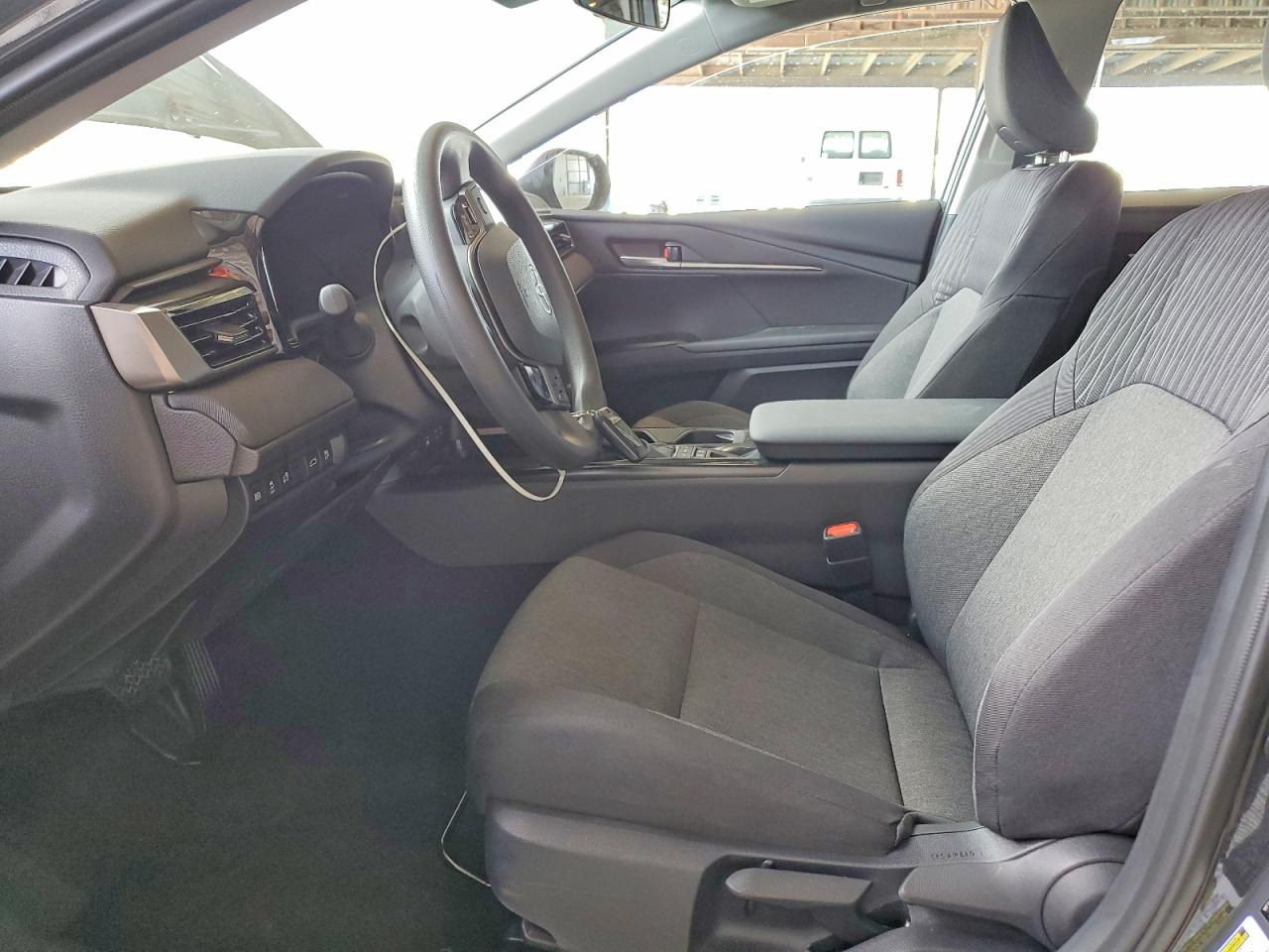 2026 Toyota Camry Le Gray vin: 4T1DAACK0TU726208