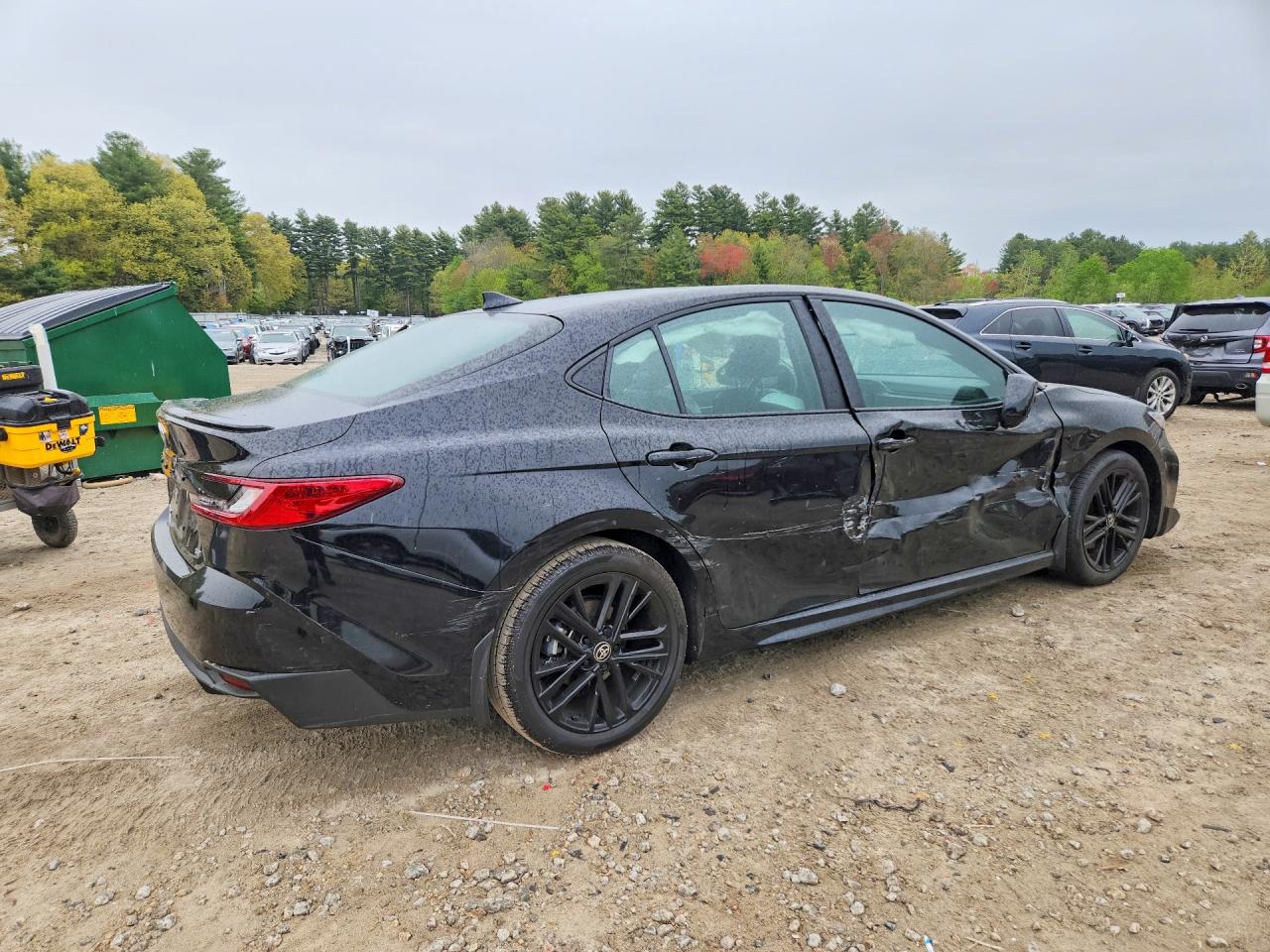 2025 Toyota Camry Se Black vin: 4T1DAACK1SU143645