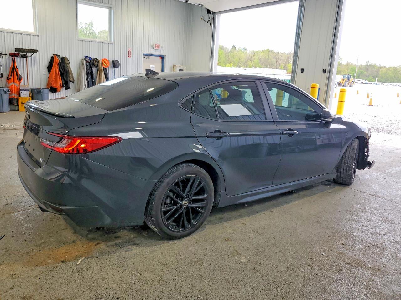 2025 Toyota Camry Se Gray vin: 4T1DAACK1SU177102