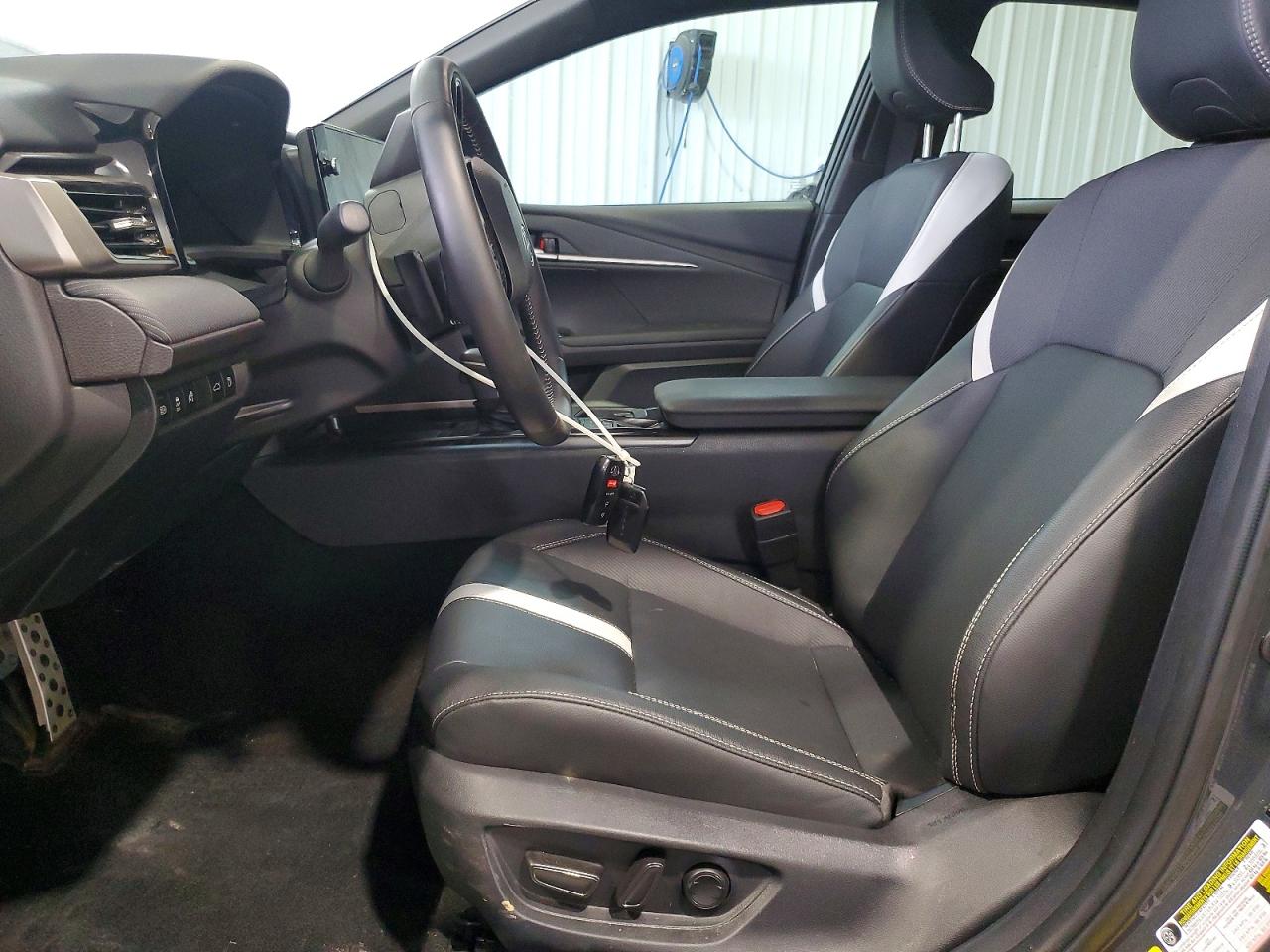 2025 Toyota Camry Se Gray vin: 4T1DAACK1SU177102