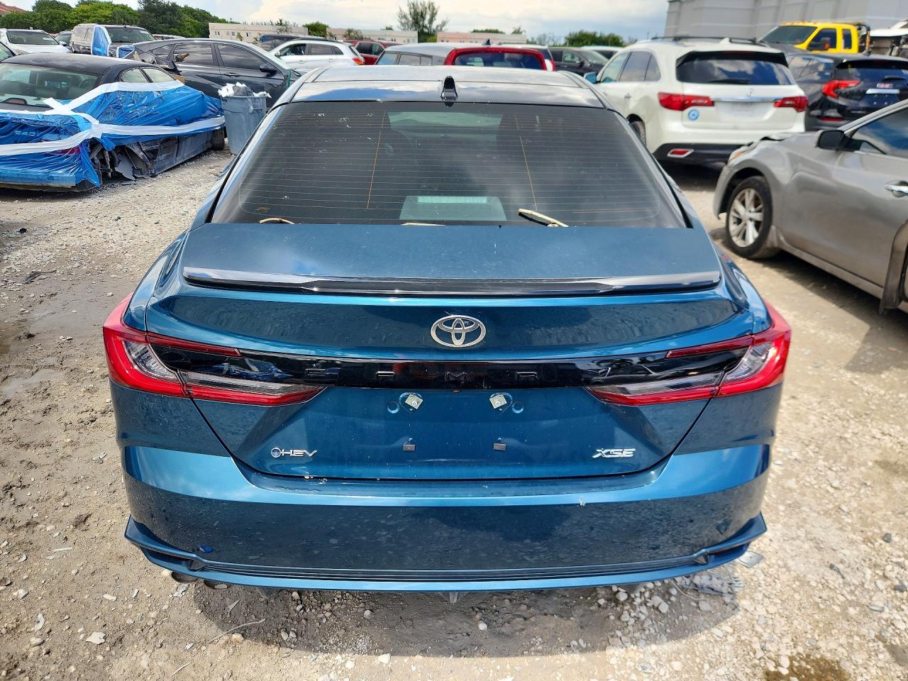 2026 Toyota Camry Xse Blue vin: 4T1DAACK1TU211041