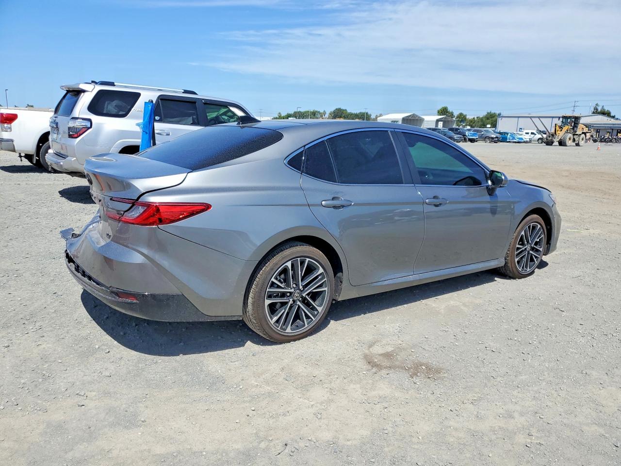 2026 Toyota Camry Xle Серый vin: 4T1DAACK1TU283907