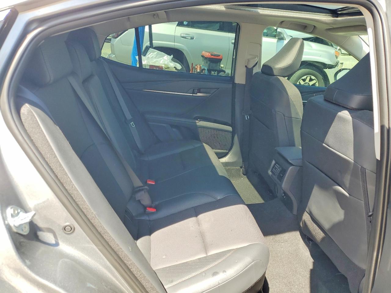 2026 Toyota Camry Xle Серый vin: 4T1DAACK1TU283907