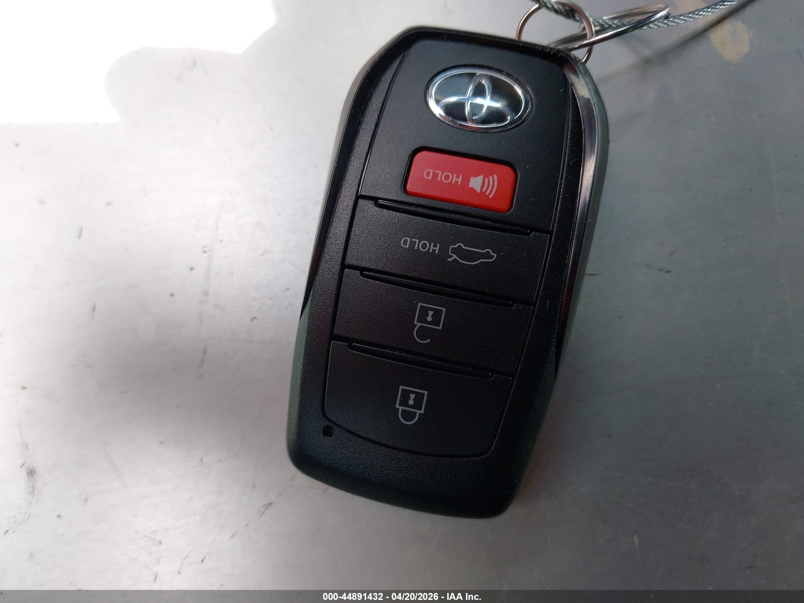 2026 Toyota Camry Se Blue vin: 4T1DAACK1TU290209