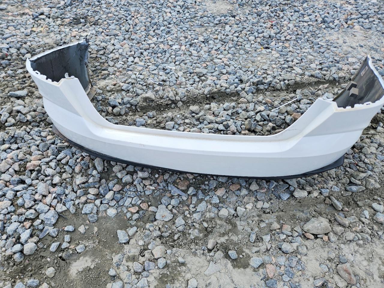 2025 Toyota Camry Se White vin: 4T1DAACK2SU085187