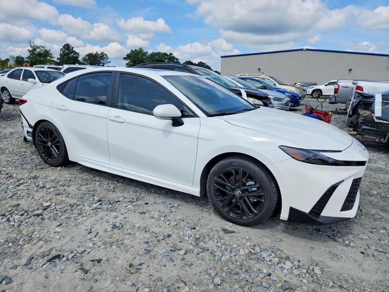 2025 Toyota Camry Se White vin: 4T1DAACK2SU085187
