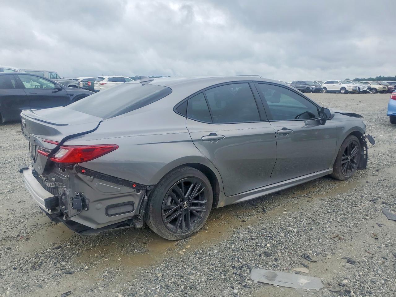 2025 Toyota Camry Se Черный vin: 4T1DAACK2SU581199