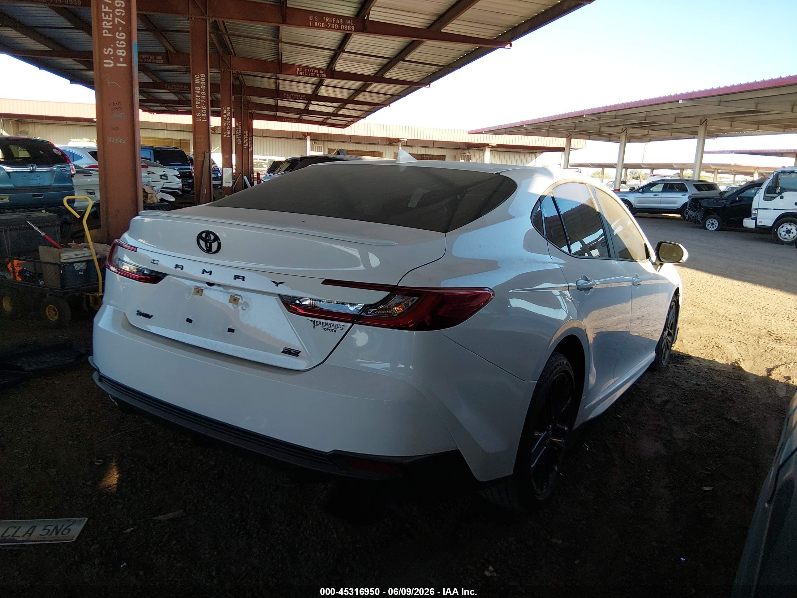 2025 Toyota Camry Se White vin: 4T1DAACK2SU603959