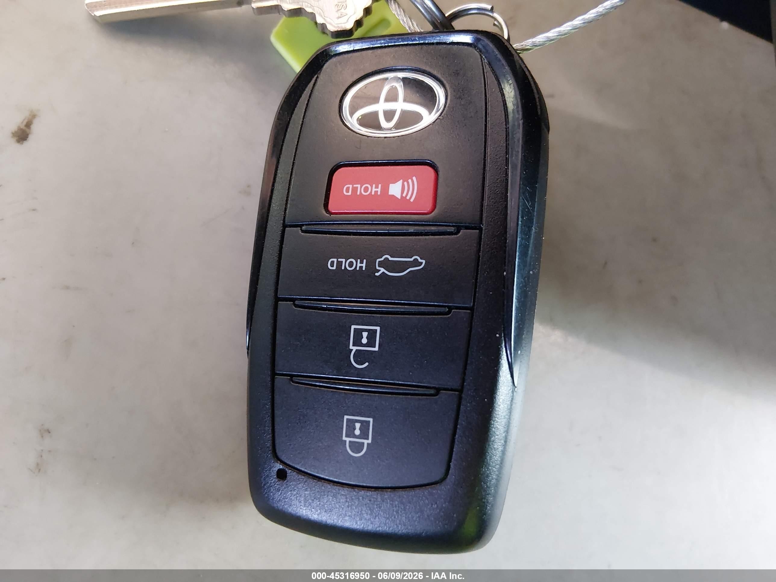 2025 Toyota Camry Se White vin: 4T1DAACK2SU603959