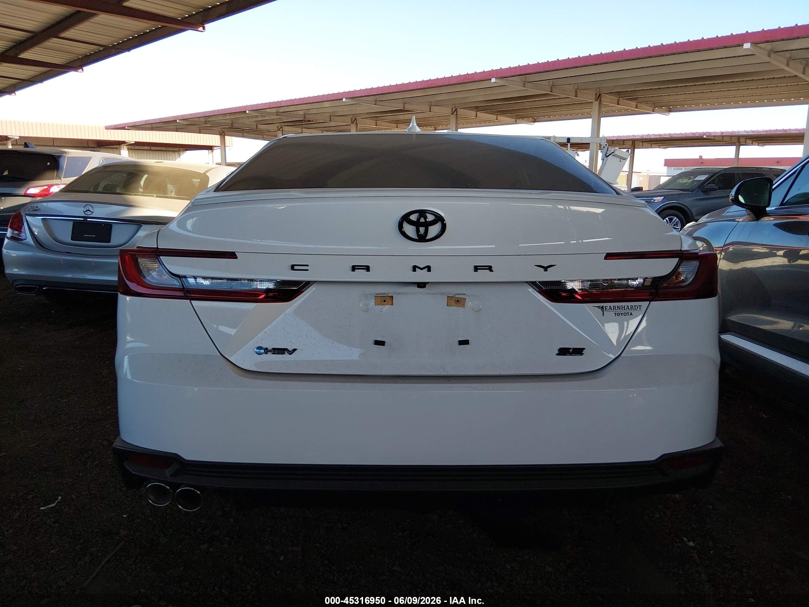 2025 Toyota Camry Se White vin: 4T1DAACK2SU603959