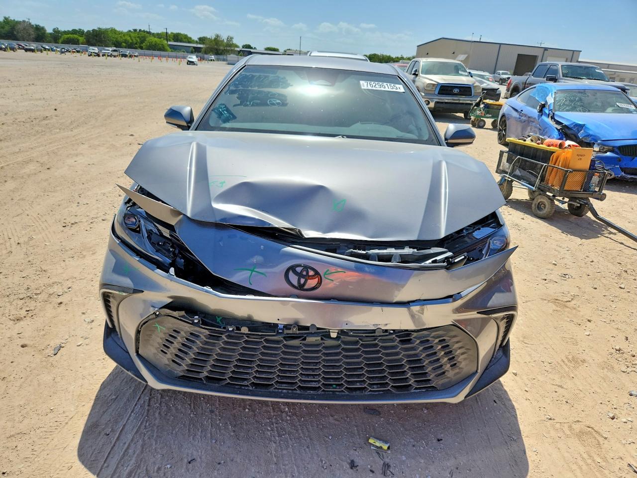 2025 Toyota Camry Se Серый vin: 4T1DAACK2SU614380