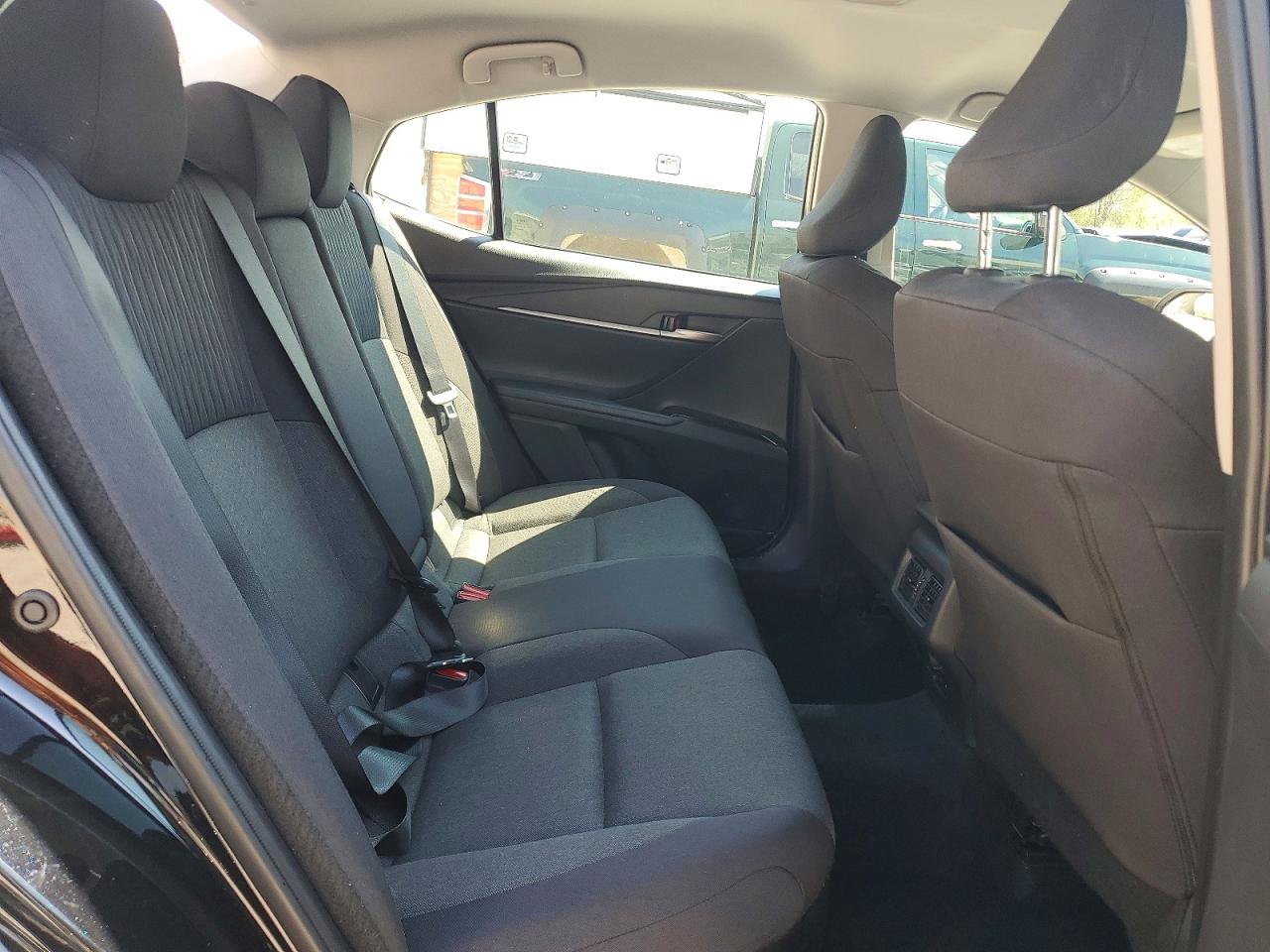 2025 Toyota Camry Le Black vin: 4T1DAACK2SU634614