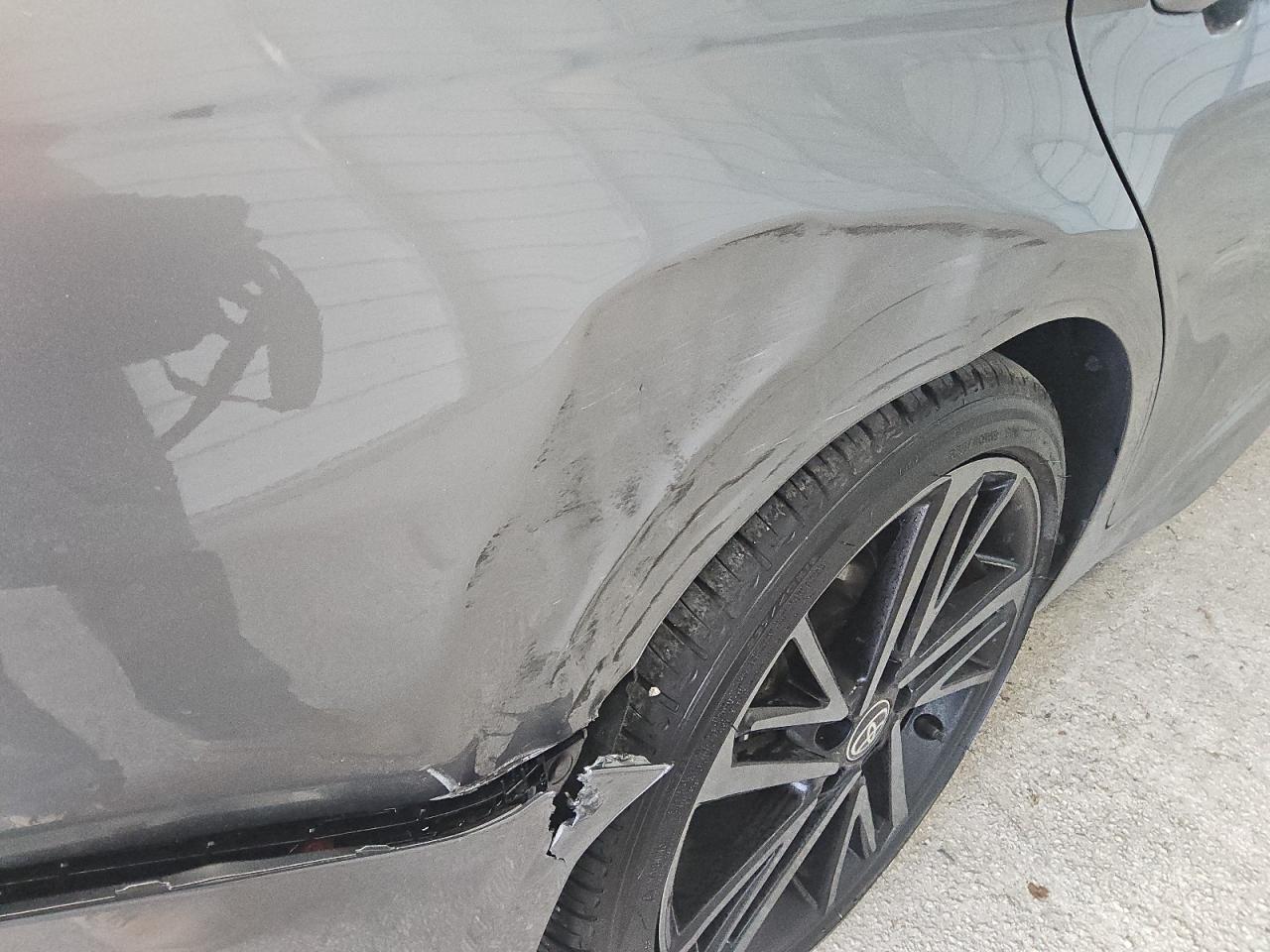 2025 Toyota Camry Xse Silver vin: 4T1DAACK2SU639568 Damage: Right Qtr Panel, Dent(S) W/ Paint Dmg, > 12 Inches