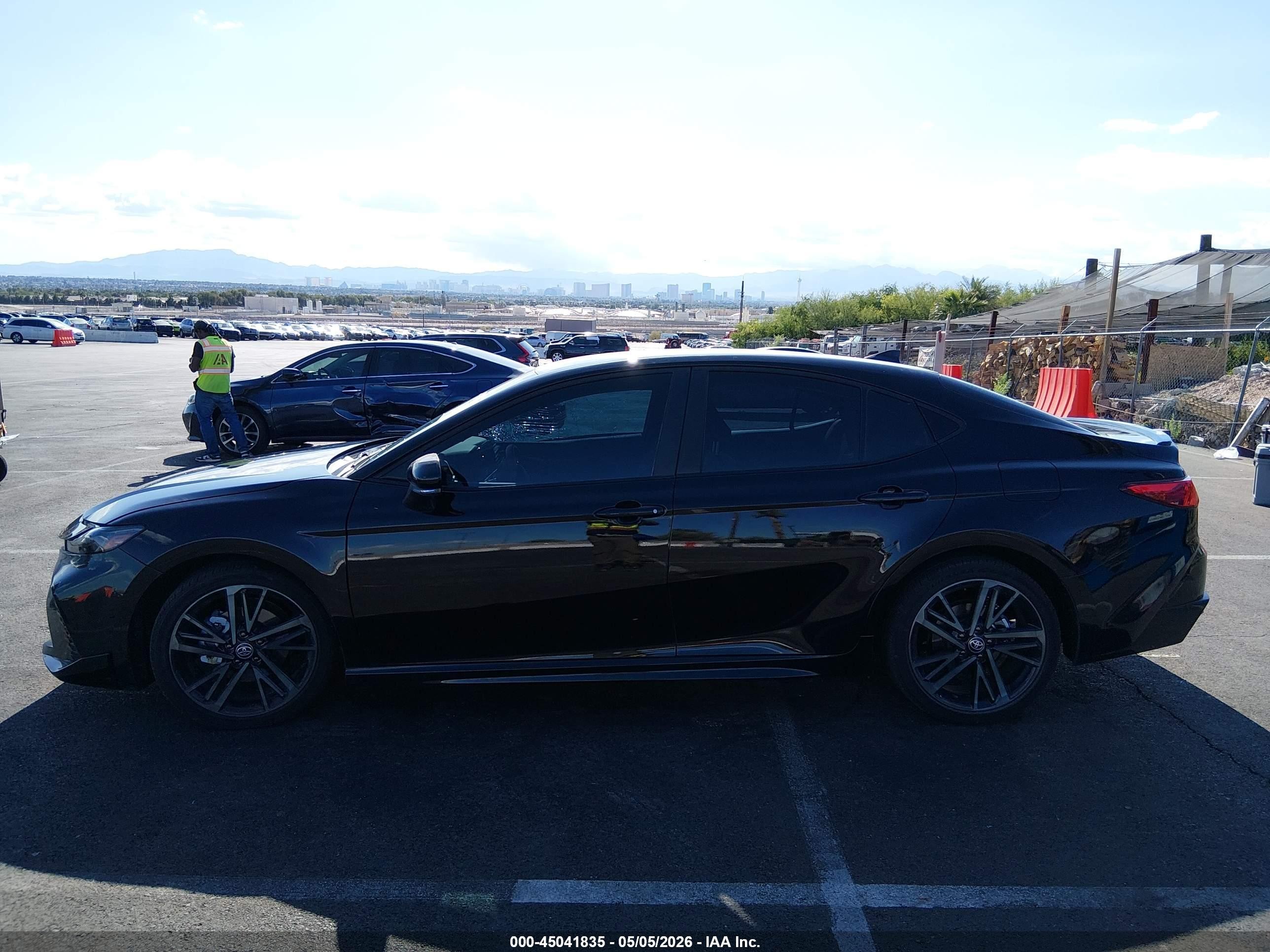2026 Toyota Camry Xse Черный vin: 4T1DAACK2TU223893