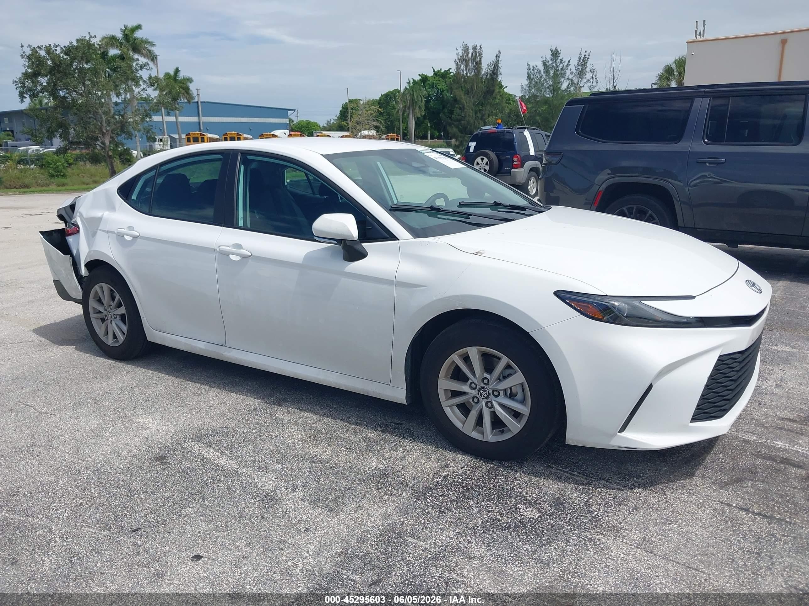 4T1DAACK2TU247790