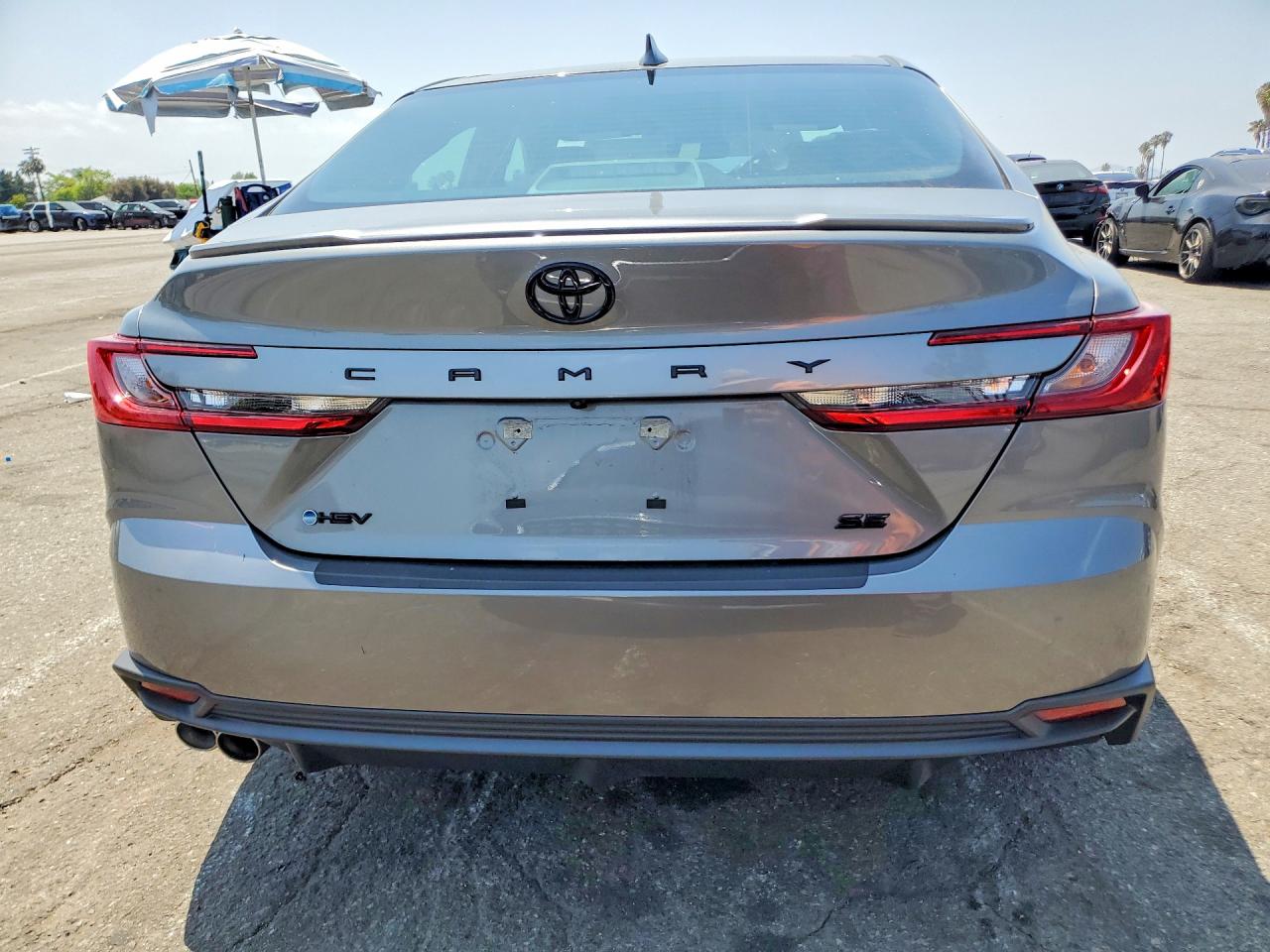 2026 Toyota Camry Se Gray vin: 4T1DAACK2TU274164