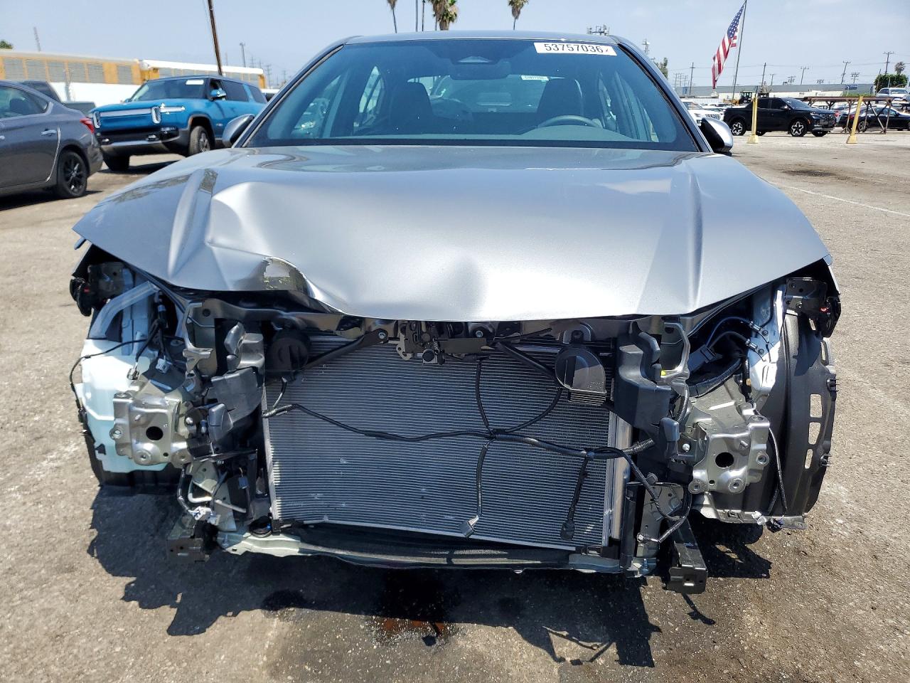 2026 Toyota Camry Se Gray vin: 4T1DAACK2TU274164
