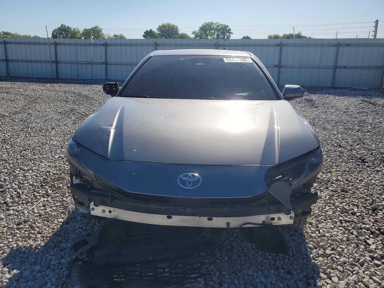 2026 Toyota Camry Se Silver vin: 4T1DAACK2TU276691