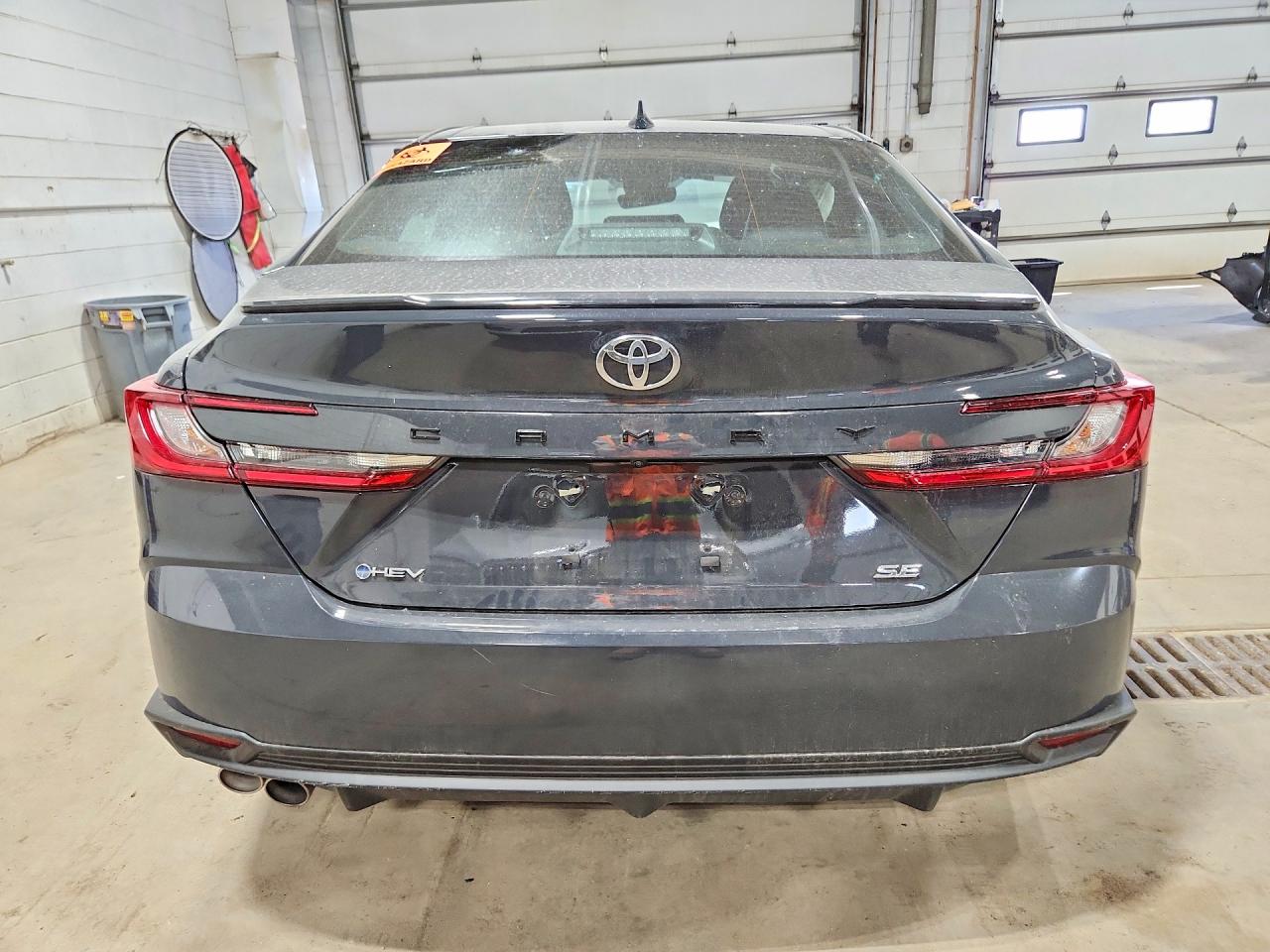 2026 Toyota Camry Se Black vin: 4T1DAACK2TU288999