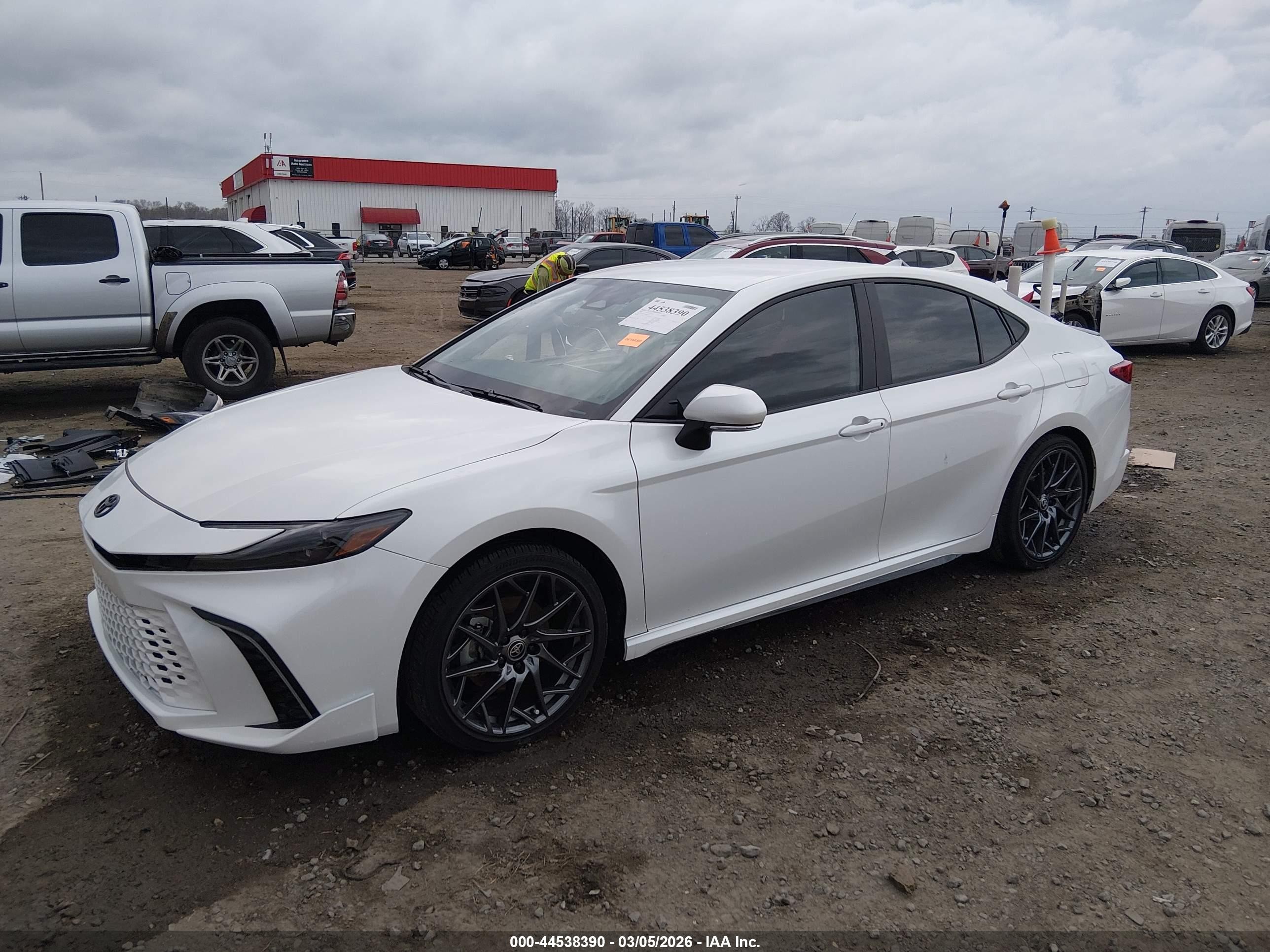 2025 Toyota Camry Xse White vin: 4T1DAACK3SU077146