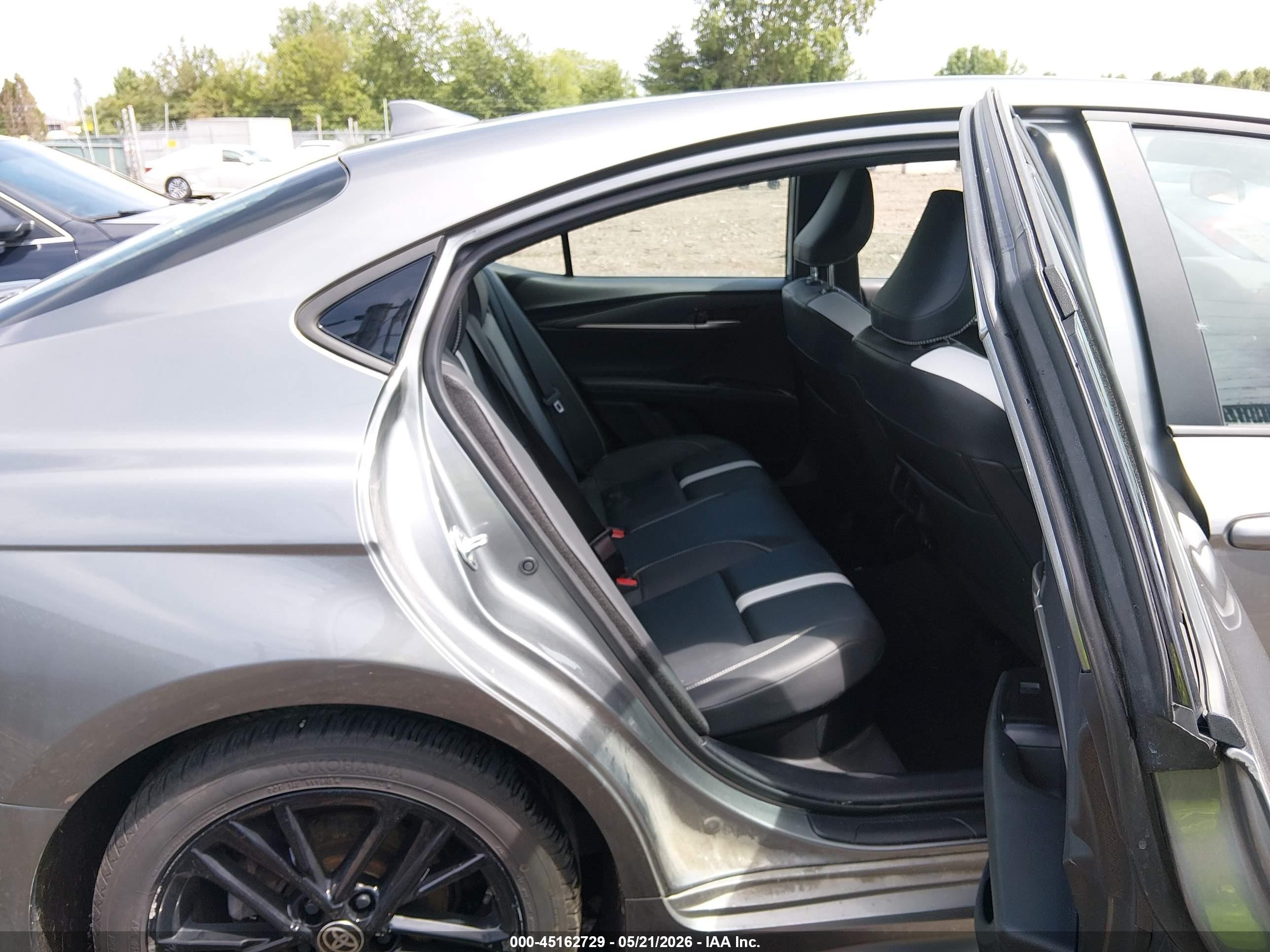2025 Toyota Camry Se Silver vin: 4T1DAACK3SU593913