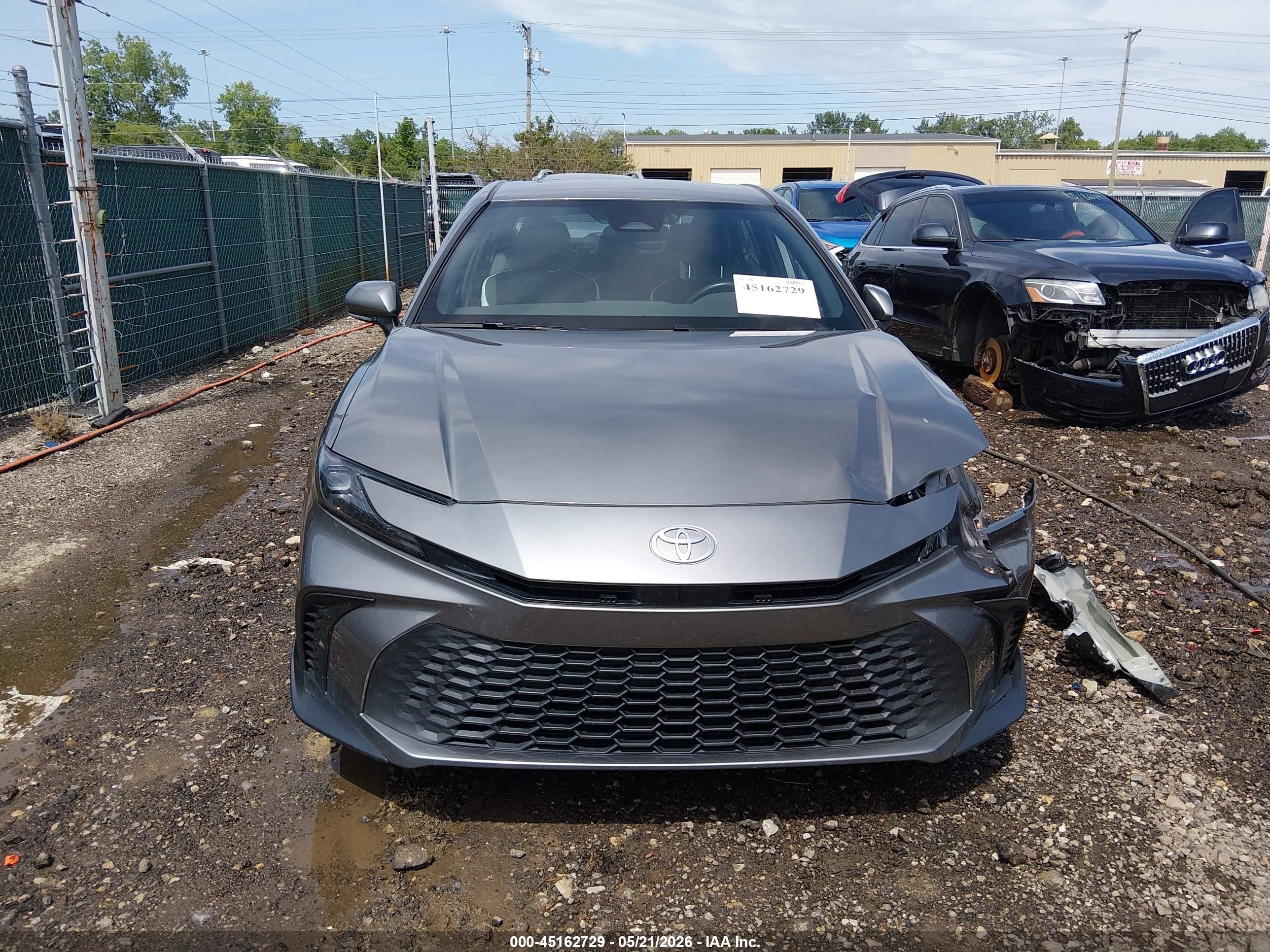 2025 Toyota Camry Se Silver vin: 4T1DAACK3SU593913