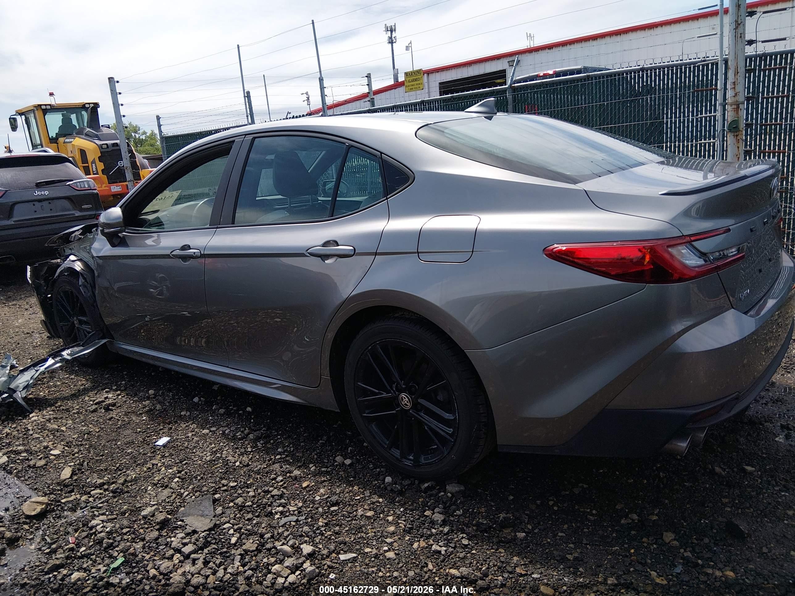 2025 Toyota Camry Se Silver vin: 4T1DAACK3SU593913