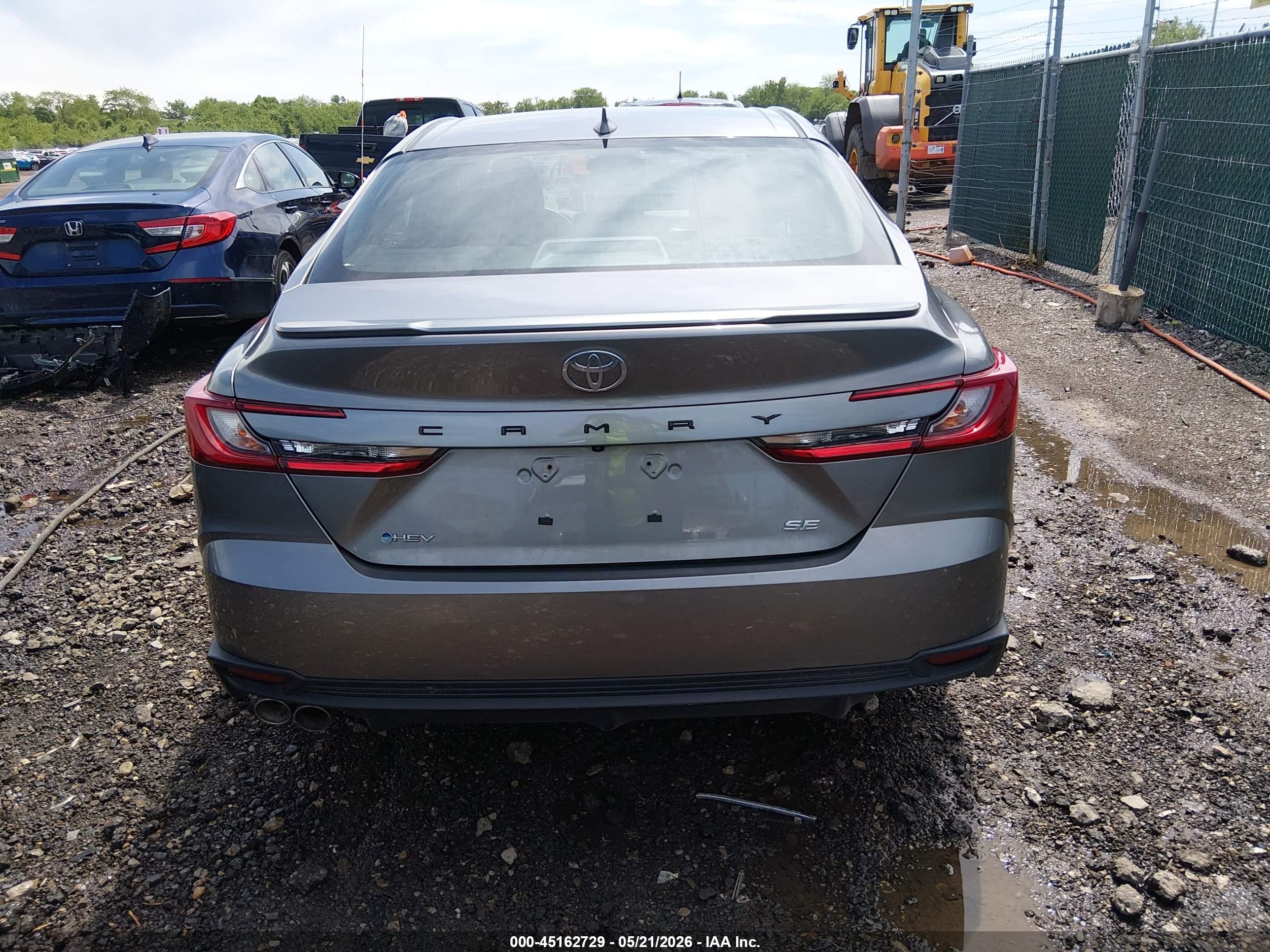 2025 Toyota Camry Se Silver vin: 4T1DAACK3SU593913