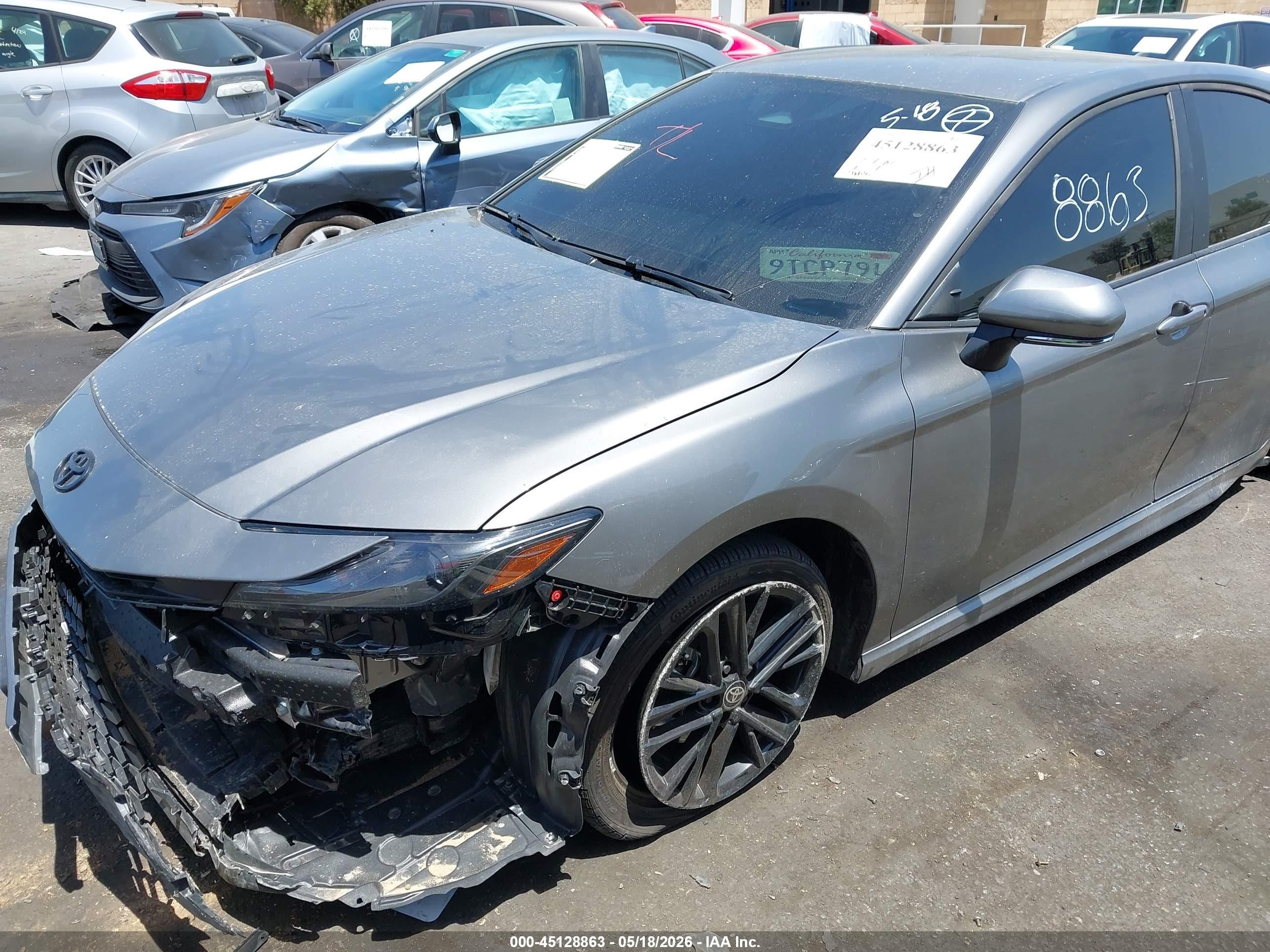2025 Toyota Camry Se Gray vin: 4T1DAACK3SU595998