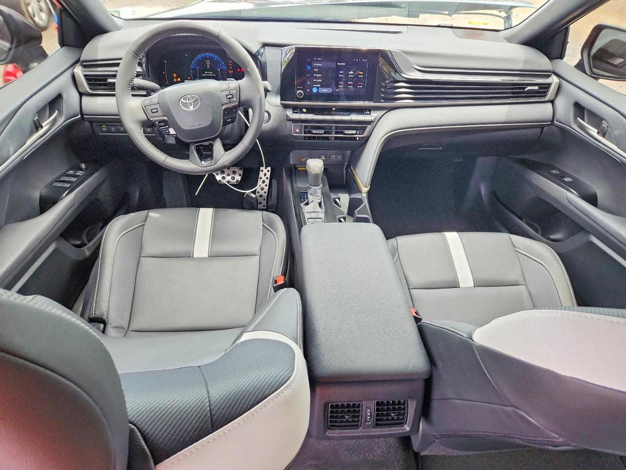 2026 Toyota Camry Se Black vin: 4T1DAACK3TU214443