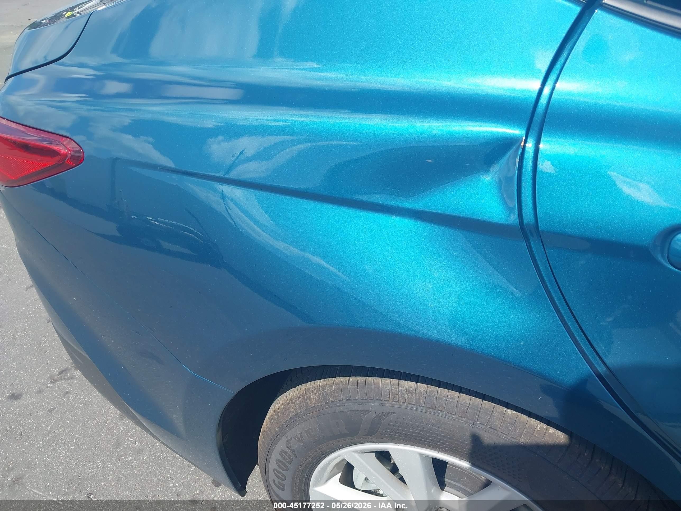 2026 Toyota Camry Le Blue vin: 4T1DAACK3TU260984